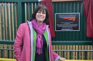 On the 9th March Transport Secretary Claire Perry MP had a busy day visiting the GNGE to see the completed works & talk to local stakeholders & the project team. One of her tasks was to unveil this plaque on the new footbridge at Ruskington. This has replaced a barrow crossing, making the station both safer and accessible to all.