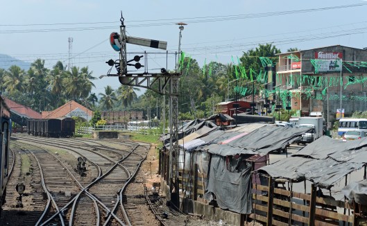 DG237514. Bracket semaphore. Rambukanna. Sri Lanka. 12.1.16.
