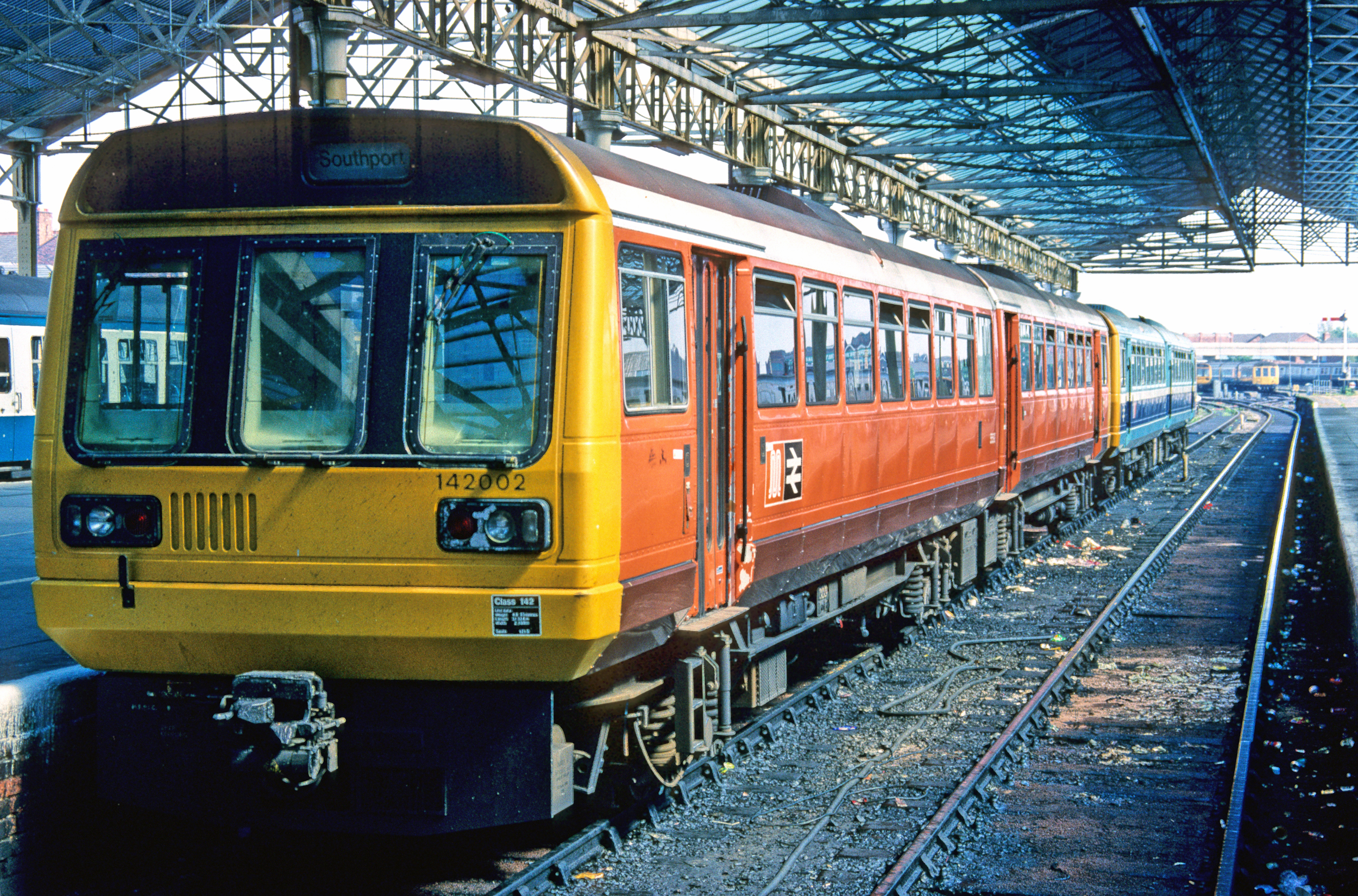 01250. 142002. Southport. 27.5.90.