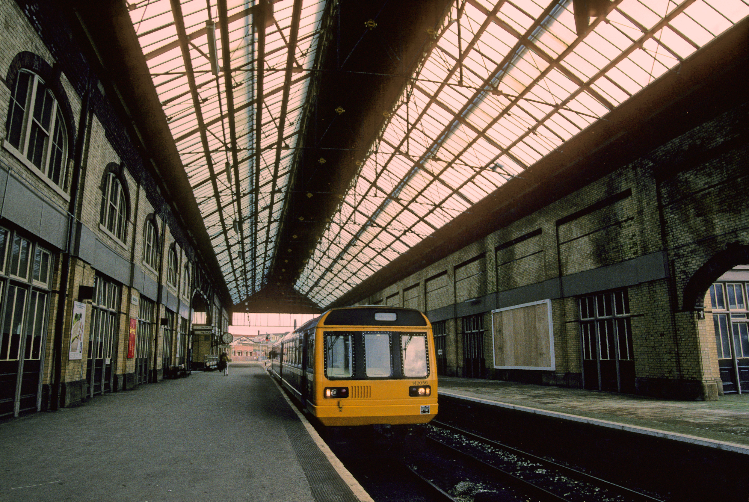 02125. 142059. 1220 to Mcr. Blackburn. 3.4.91.