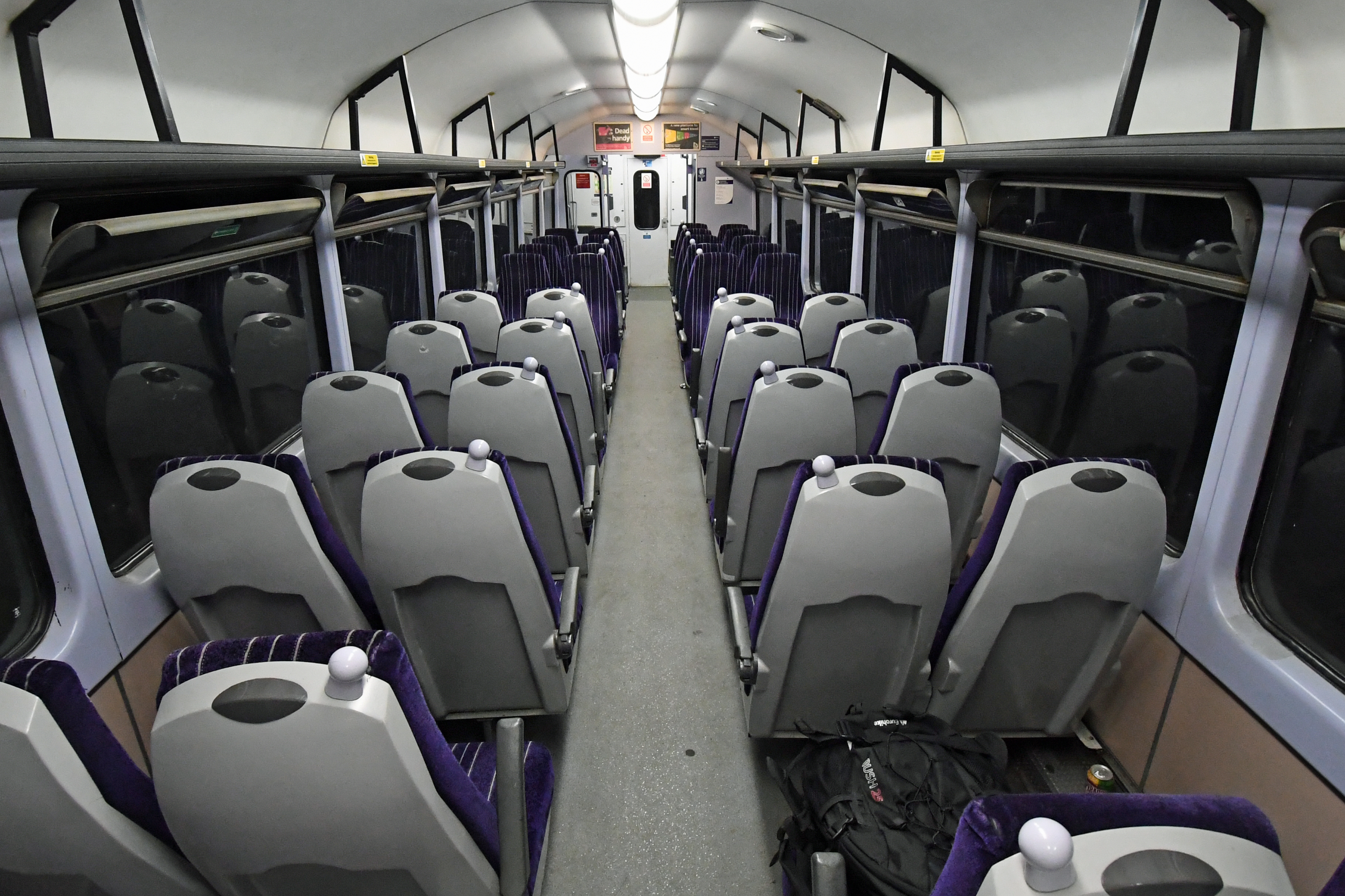 DG255134. Interior. 144021. 15.9.16