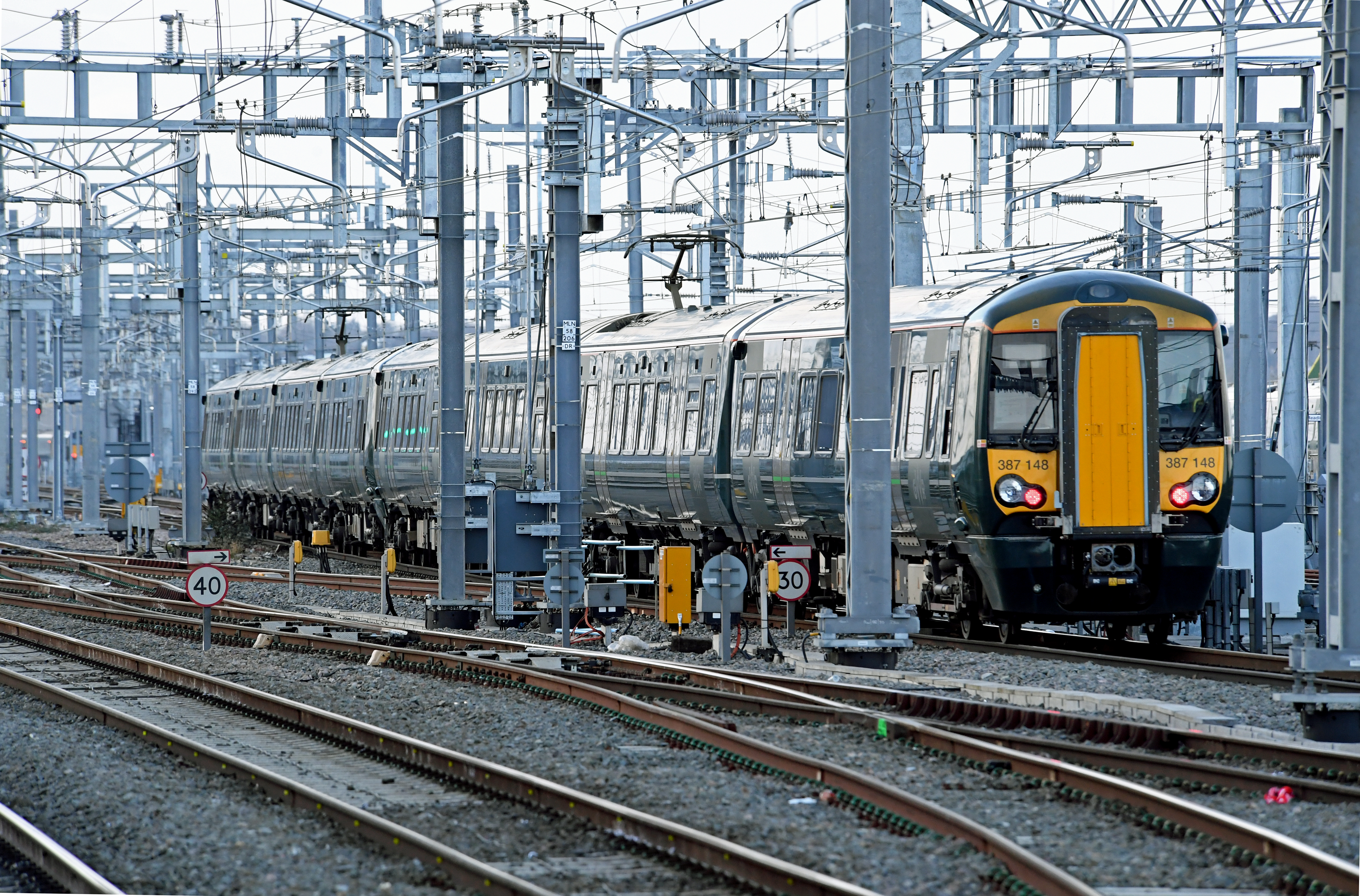 DG288463. 387148. Reading. 16.1.18