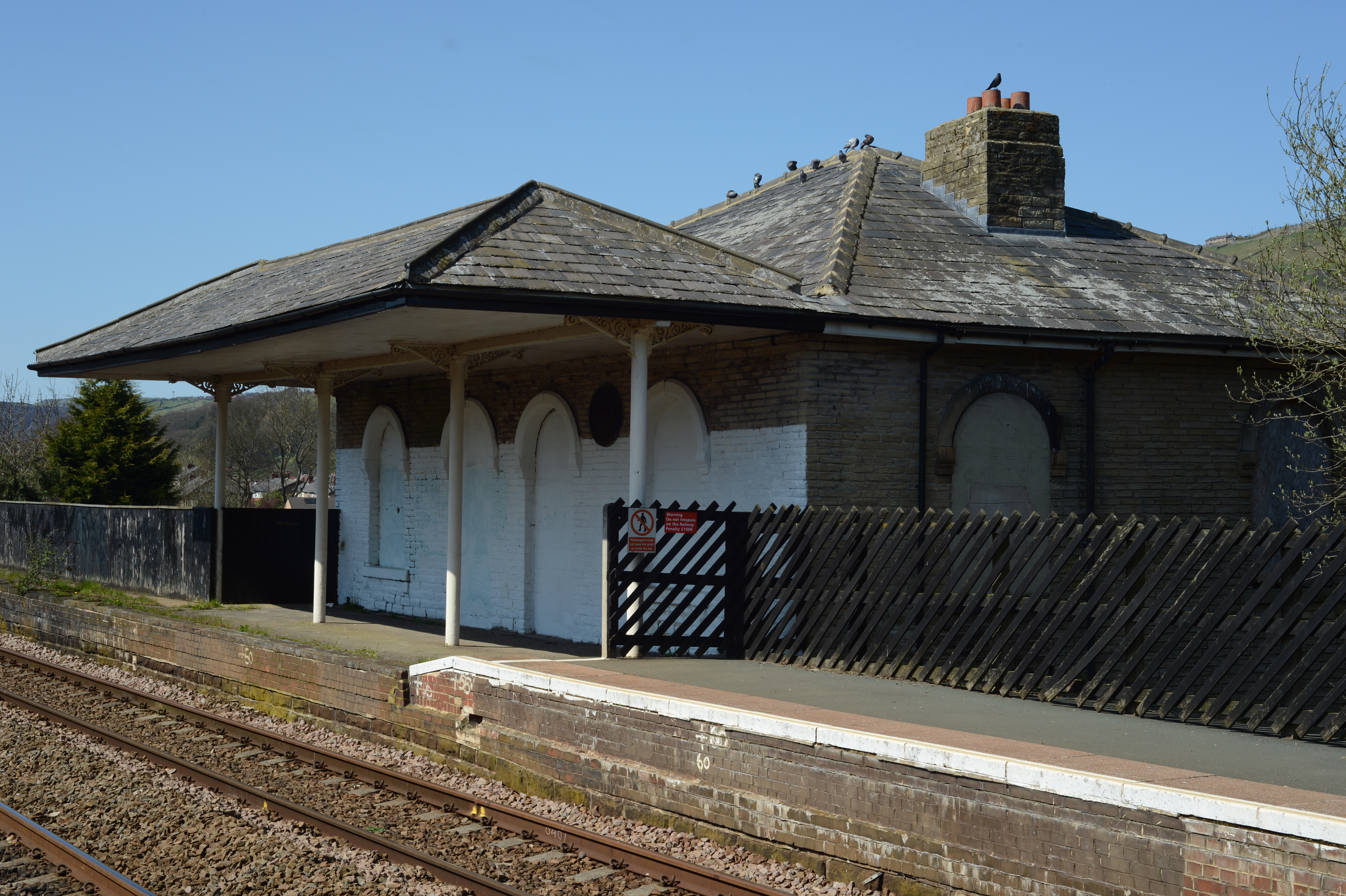 DG211559. Old station building. Mytholmroyd. 18.4.15