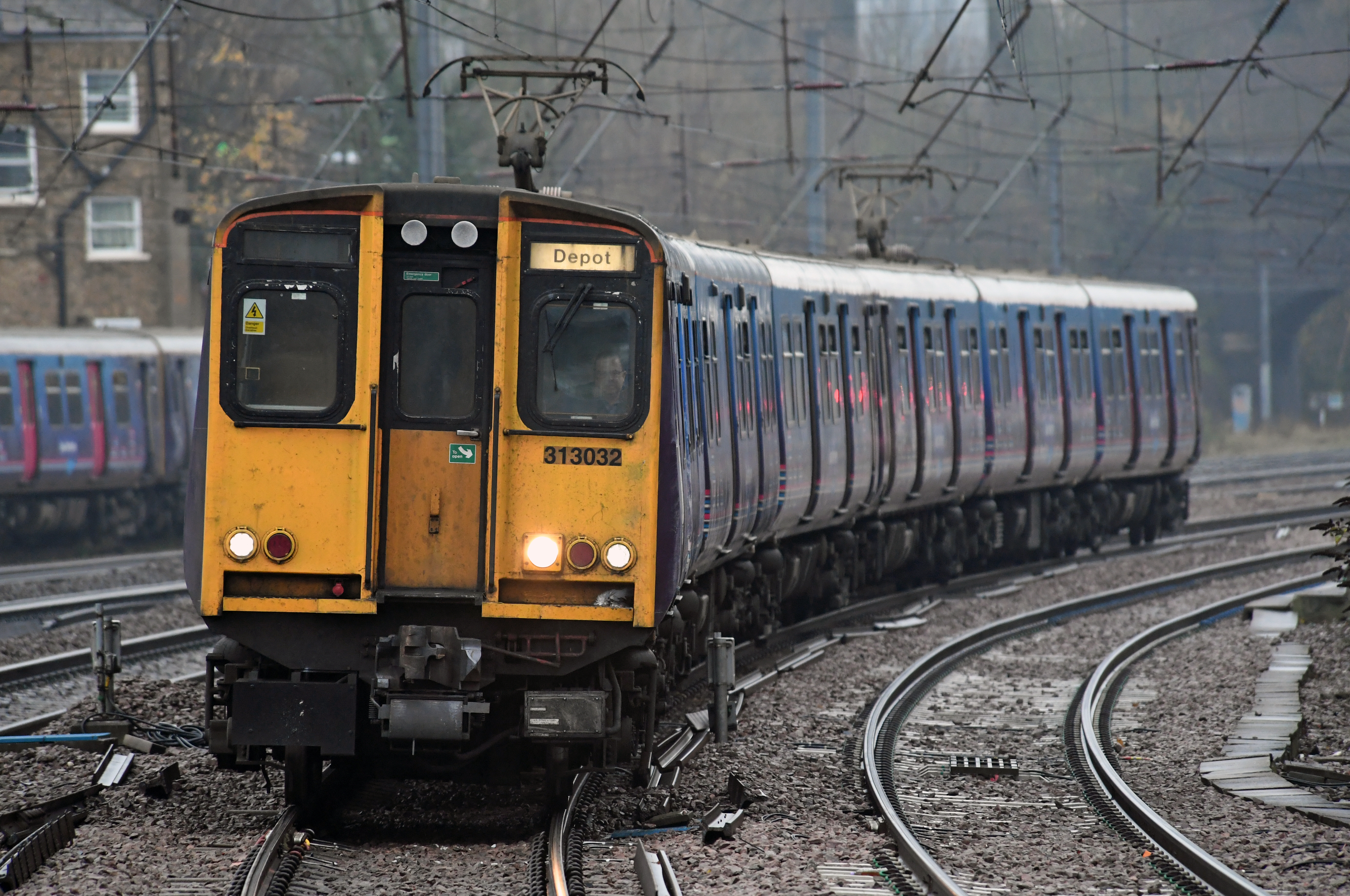DG261592. 313032. Harringay. 13.12.16