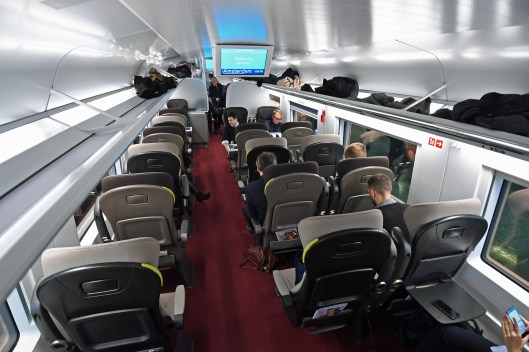 DG289709. Car 16. Train 9114, the press trip to Amsterdam. St Pancras International. 20.2.18