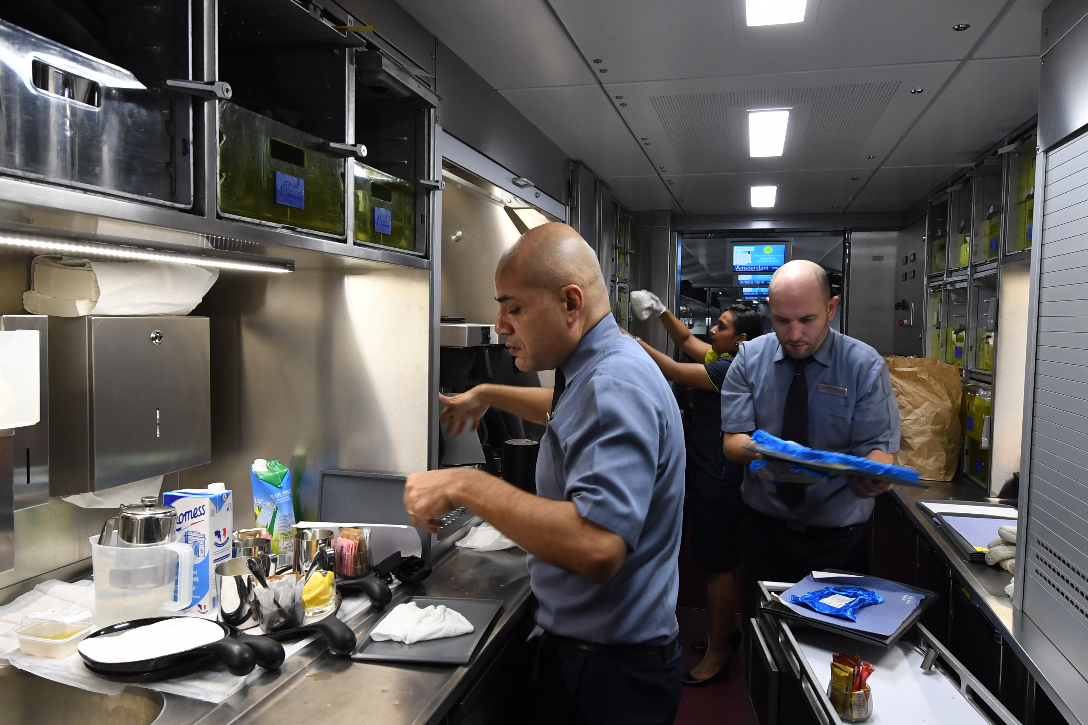 DG289756. Busy time in the galley. train 9114, the press trip to Amsterdam. 20.2.18
