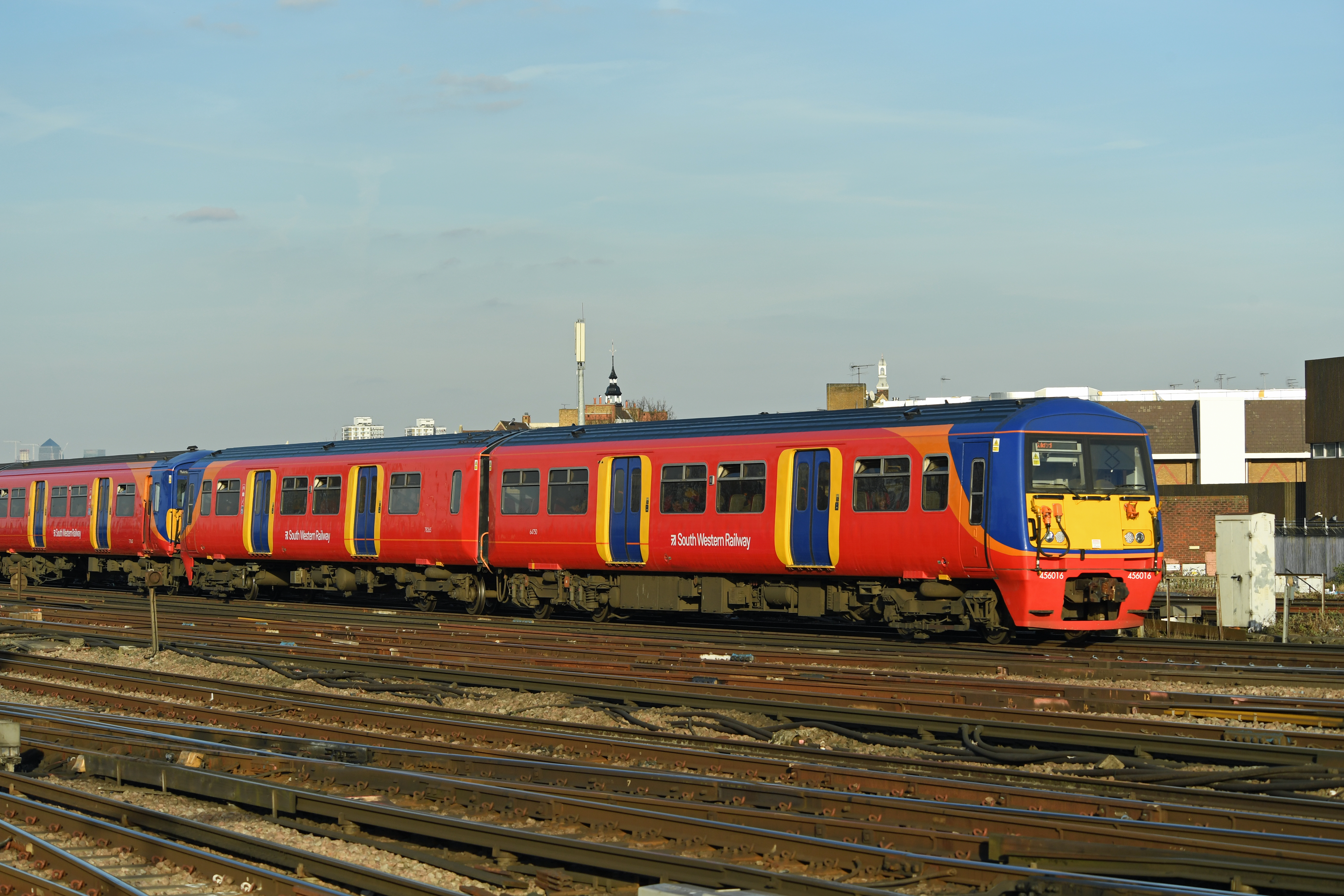 DG294058. 456016. Clapham Junction. 21.3.18