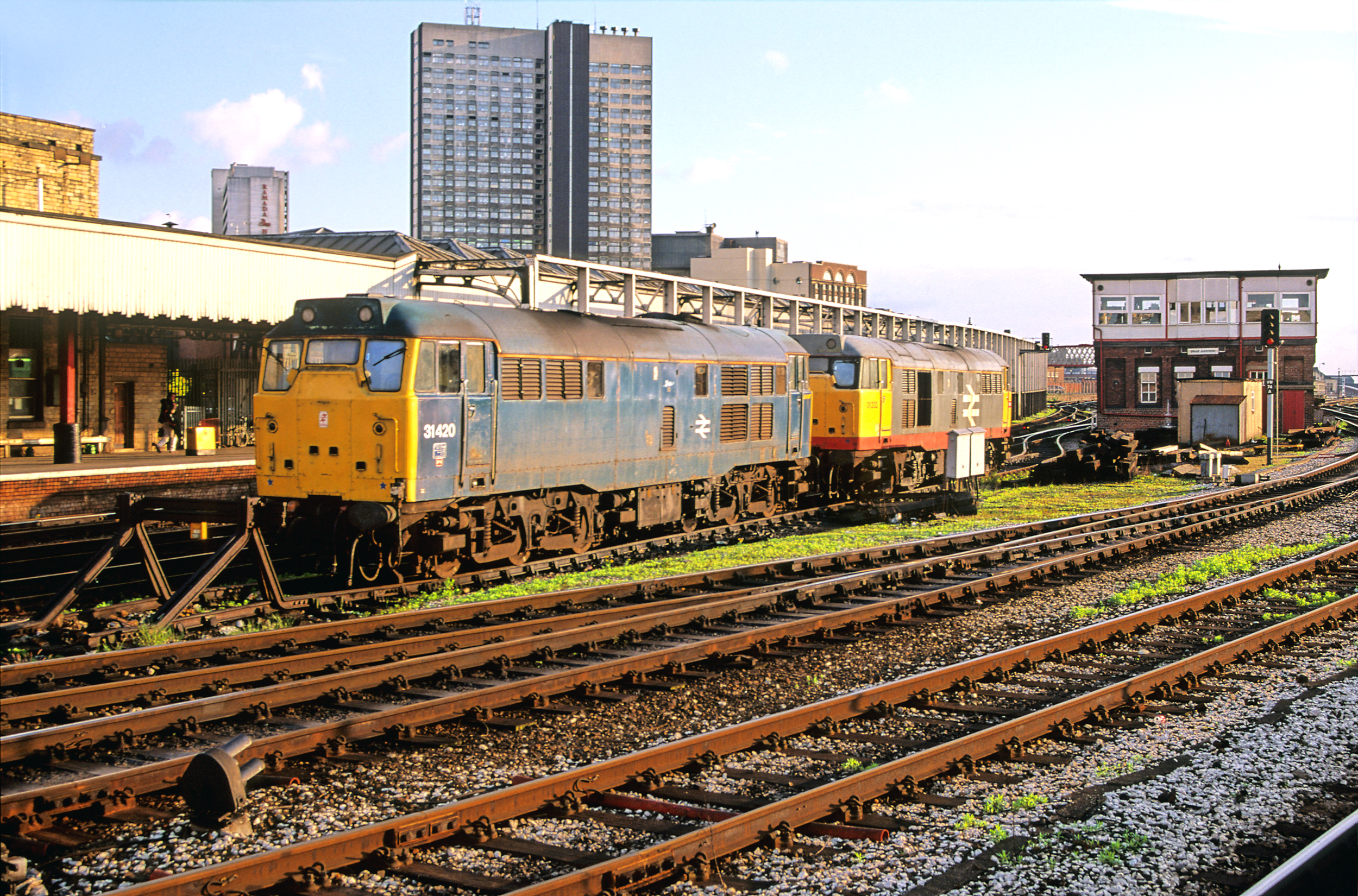 02657. 31420. 31232. Manchester Victoria. 19.6.91.