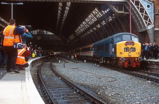 21066. 45112. St Pancras. 08.09.04