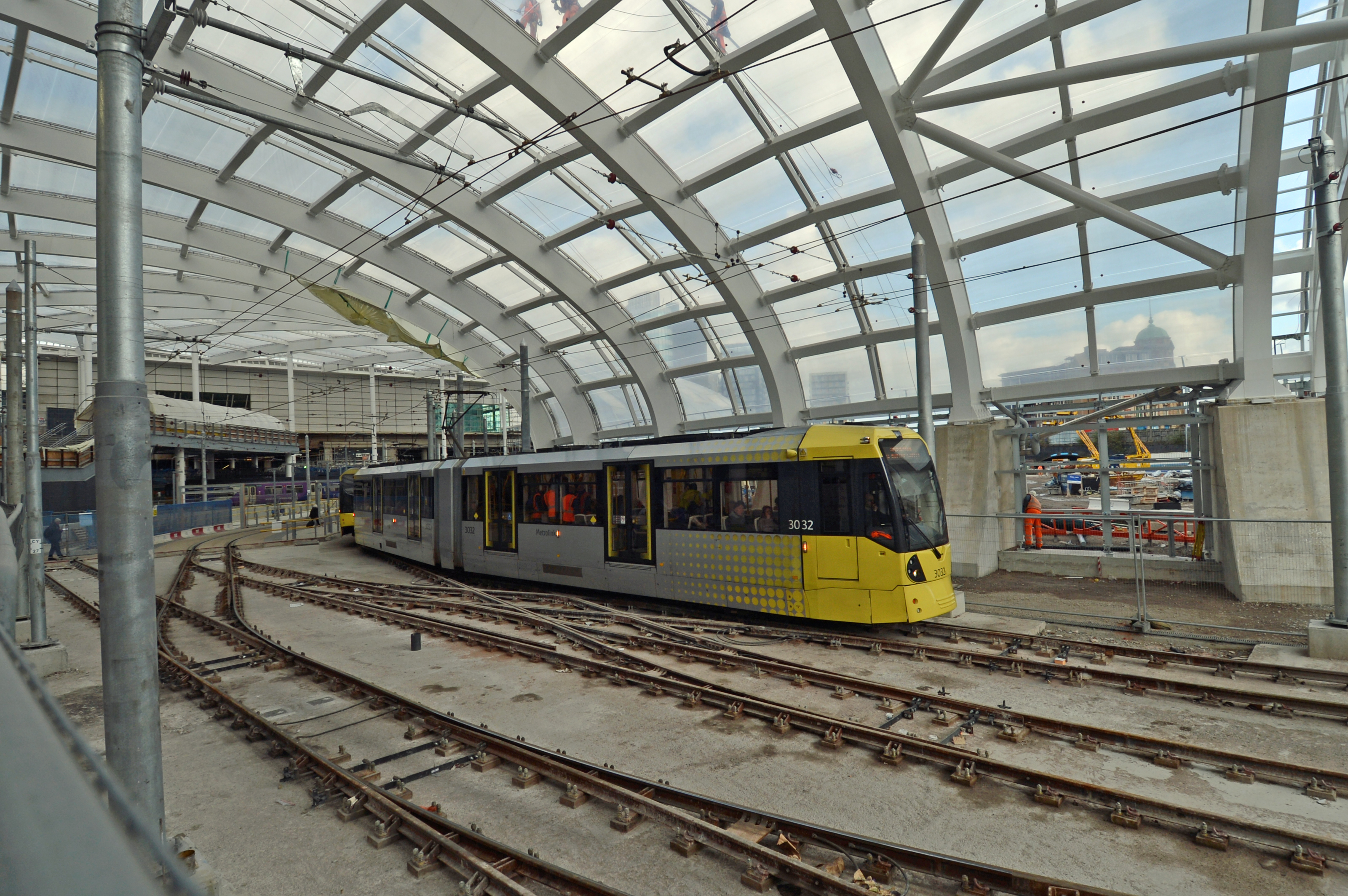 DG208002.Tram 3032. Manchester Victoria. 27.3.15