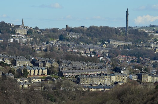 DG294413. Sowerby Bridge. Calder valley. W Yorkshire. 5.4.18