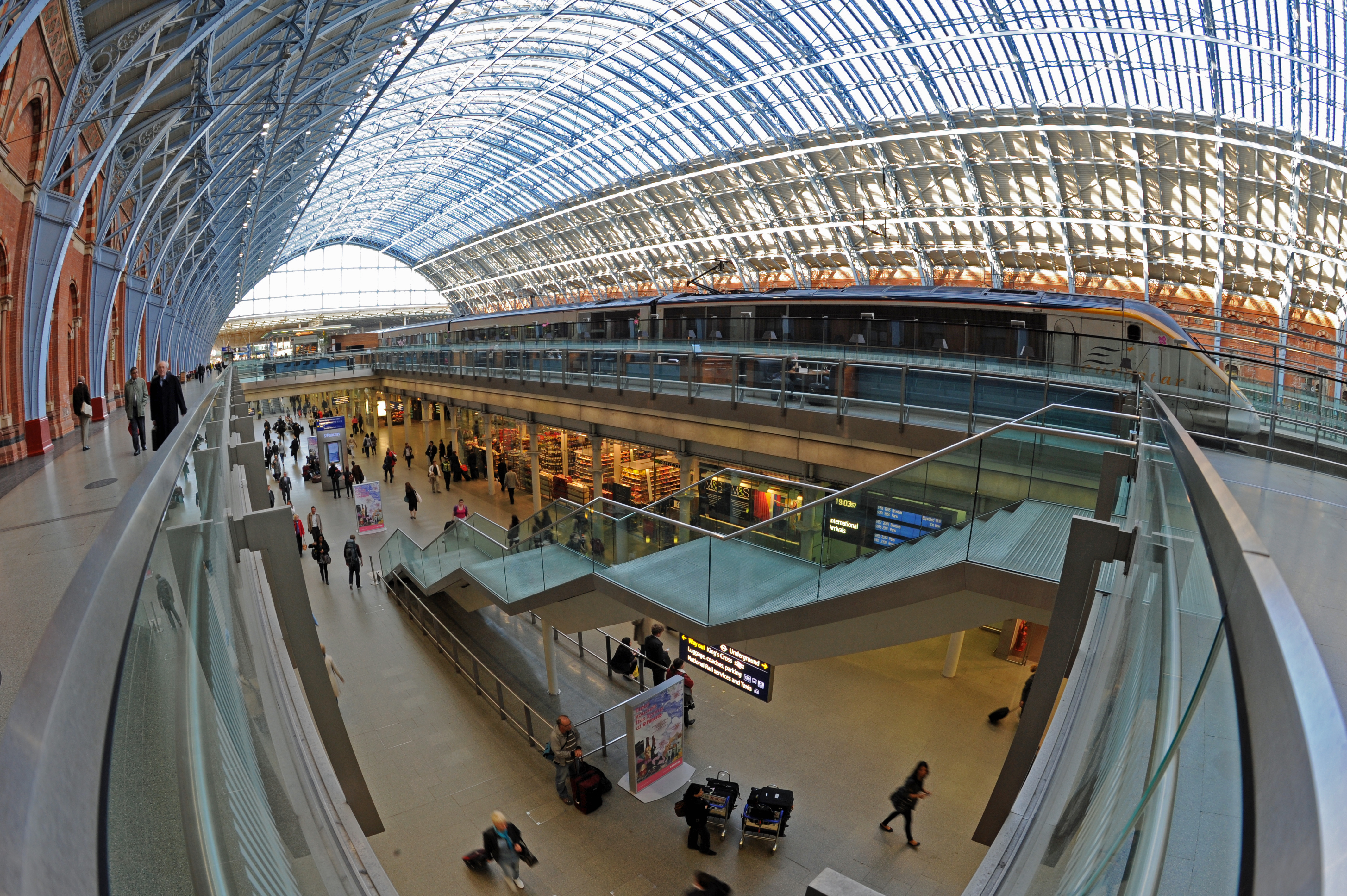 DG79695. St Pancras through a fisheye lens. 3.5.11.