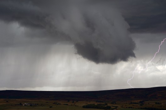 DG303932. Thiunderclouds and lightning. Ilkley. 28.7.18