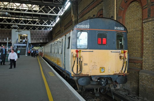 DG01889. 205032. London Bridge. 9.9.04.
