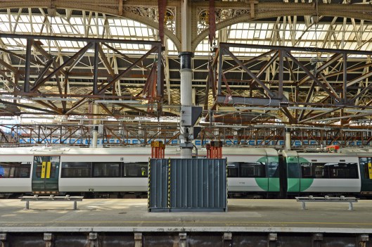 DG123689. Readying for demolition. London Bridge. 11.9.12.