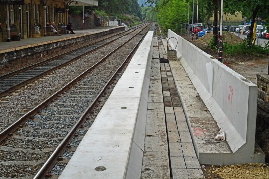 DG303344. Platform extension. Hebden Bridge. 23.7.18