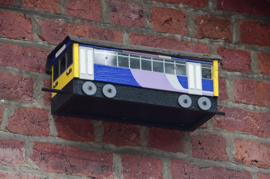 DG303781. Pacer birdbox. Rose Hill Marple. 26.7.18crop