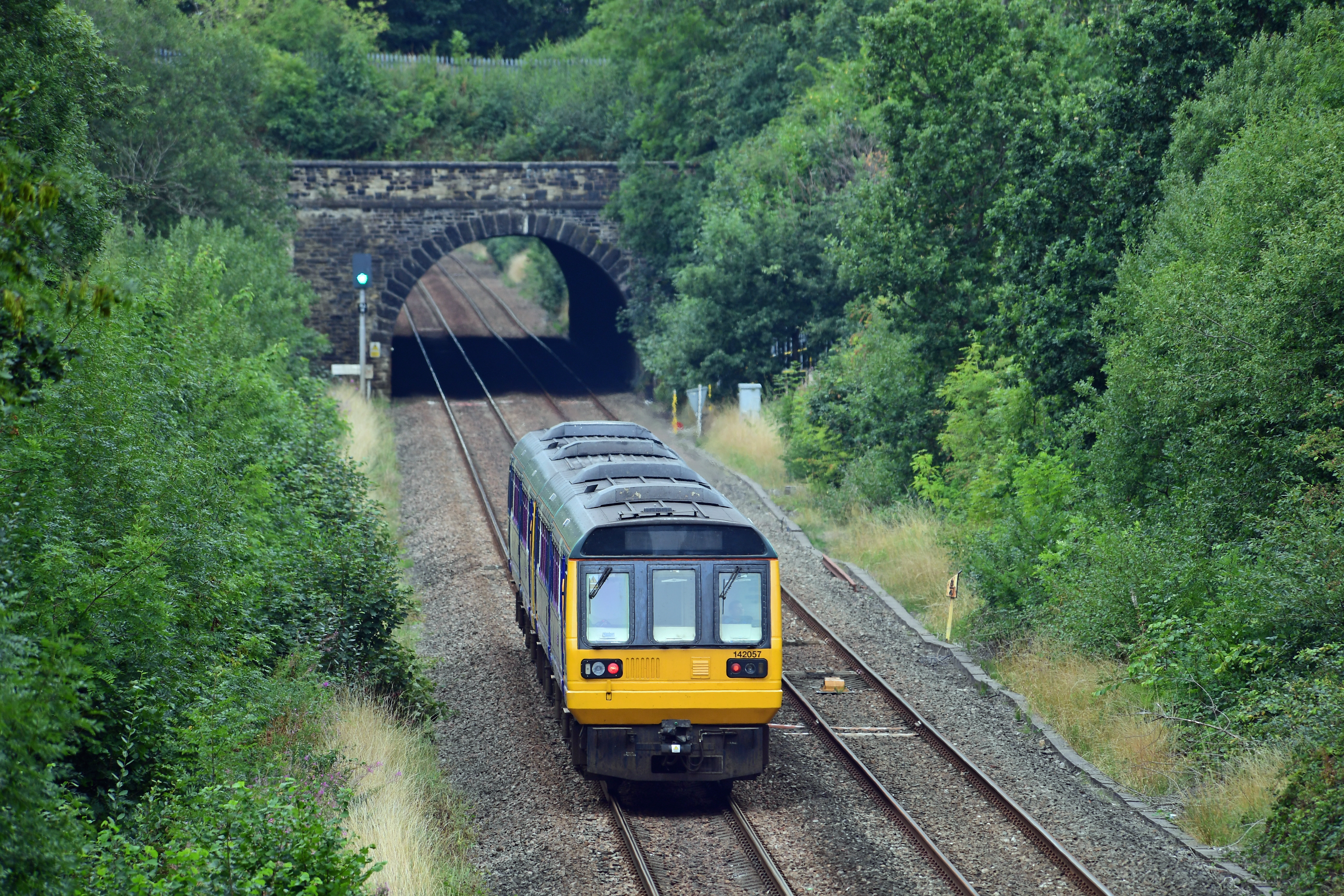 DG305747. 142033. 142057. Romily. 21.8.18