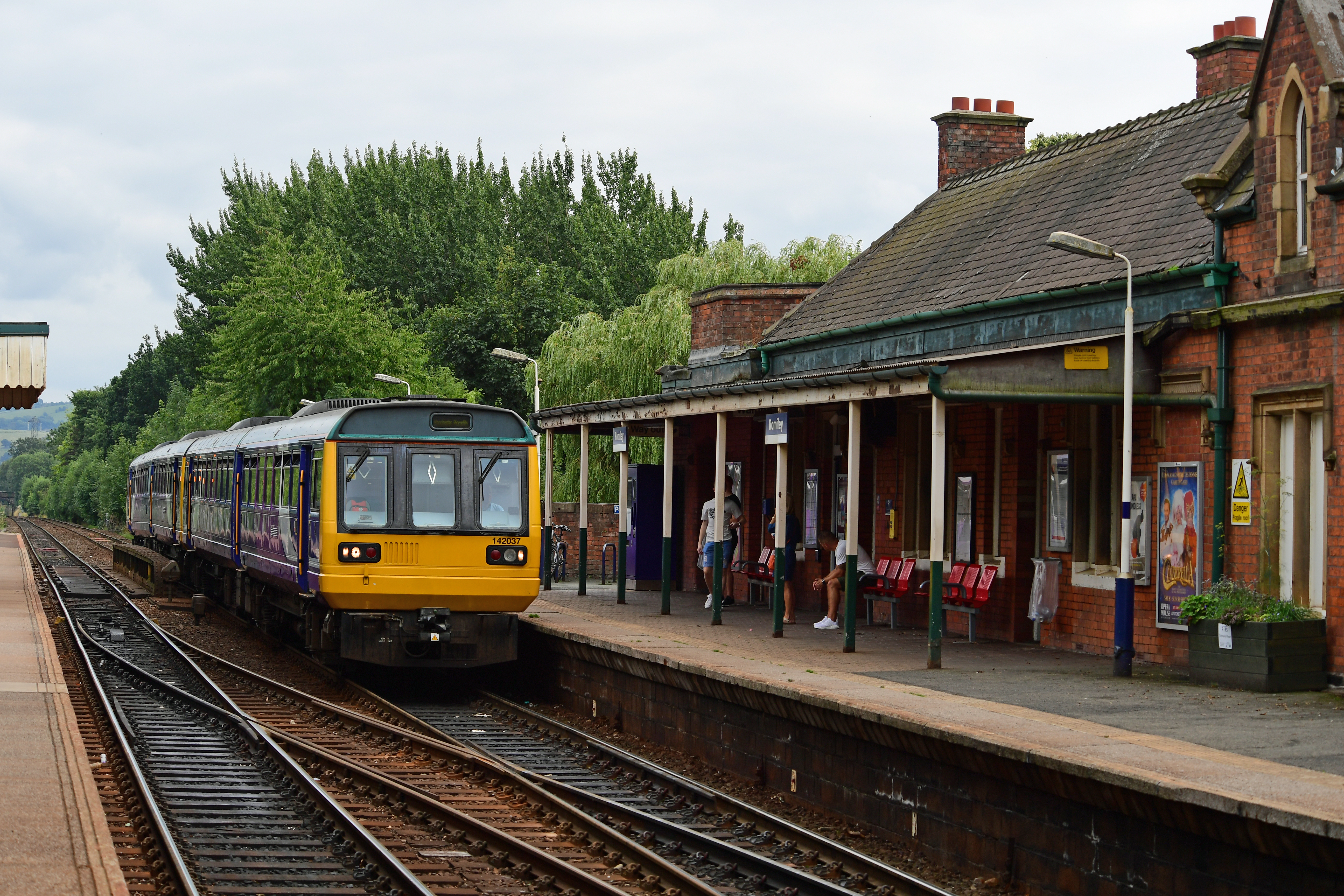 DG305763. 142037. 142061. Romily. 21.8.18