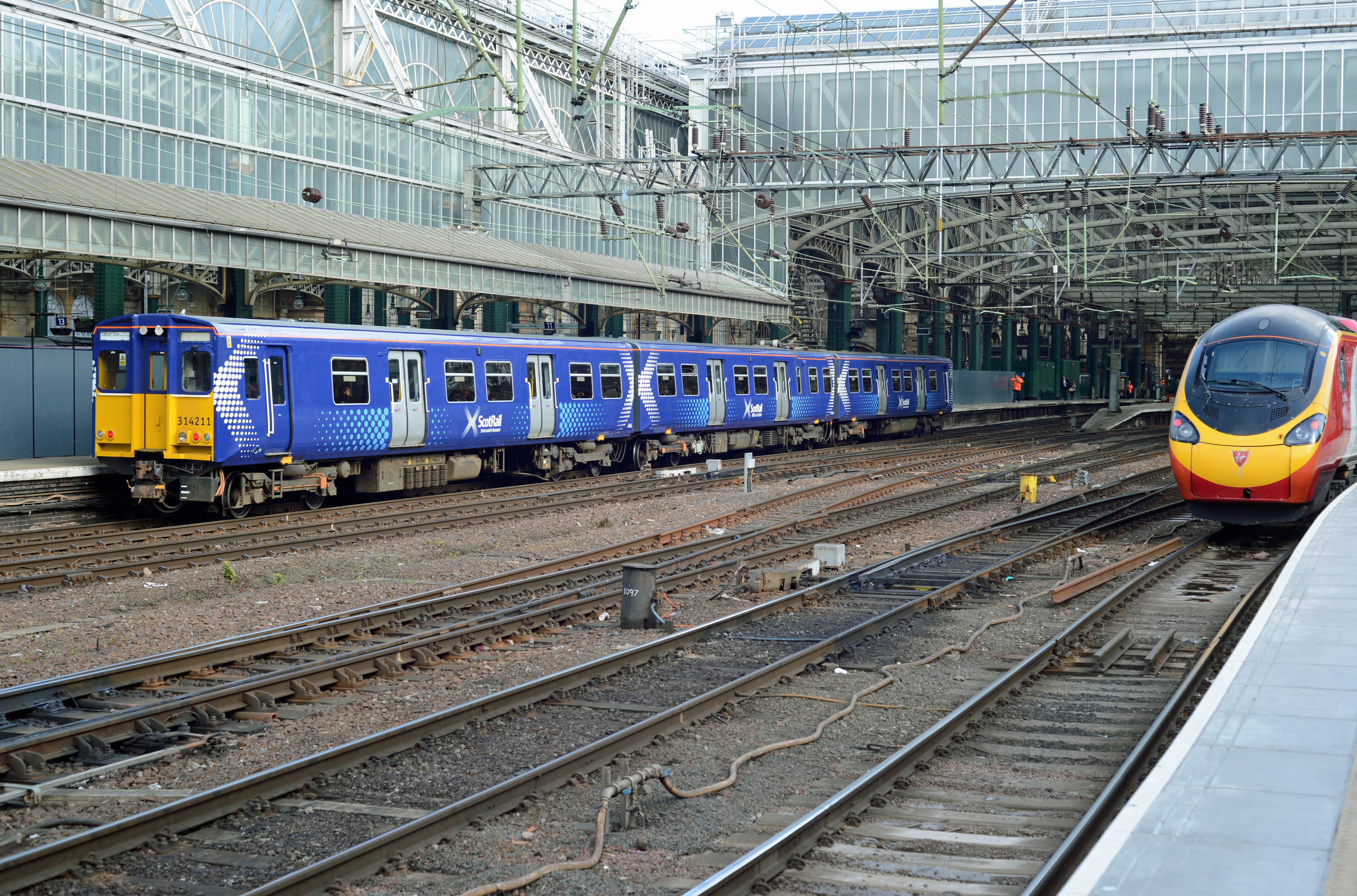 DG147810. 314211. Glasgow Central. 15.5.13.