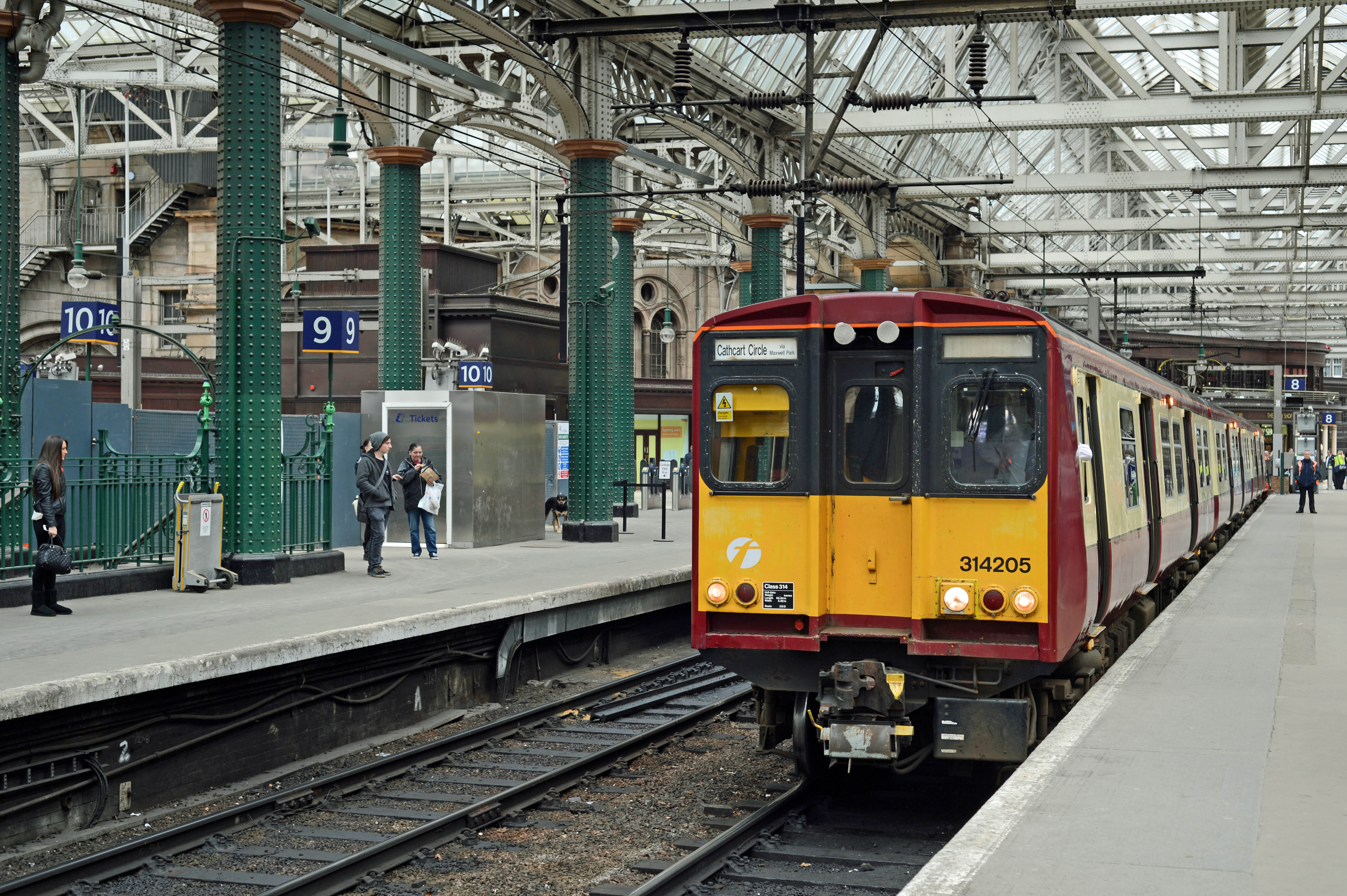 DG147891. 314205. Glasgow Central. 15.5.13.