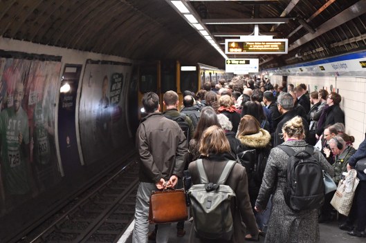 DG261483. TSGN pax. Highbury and Islington. Drayton Park. 12.12.16crop