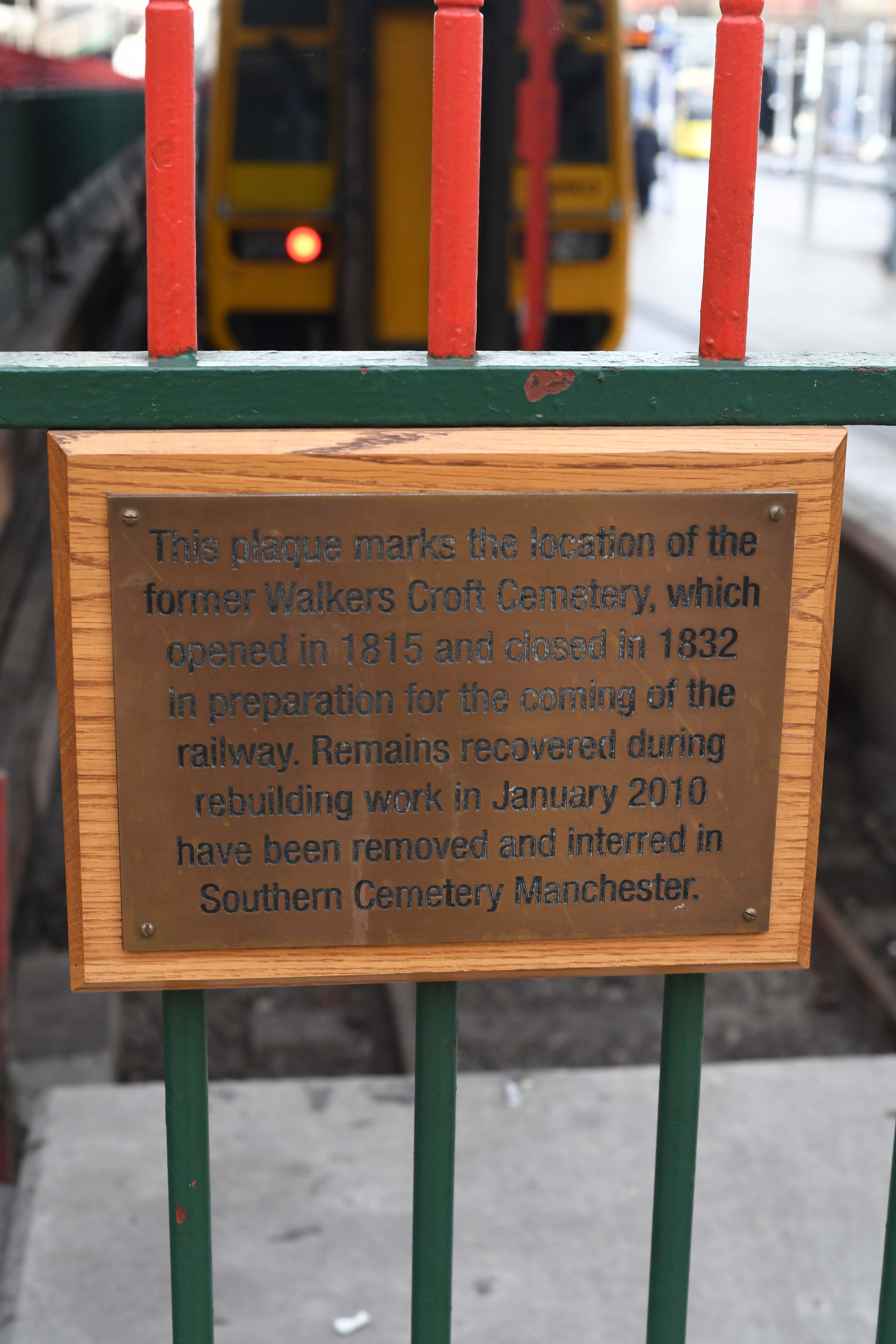 DG261981. Remembering the graveyard. Manchester Victoria. 11.12.16