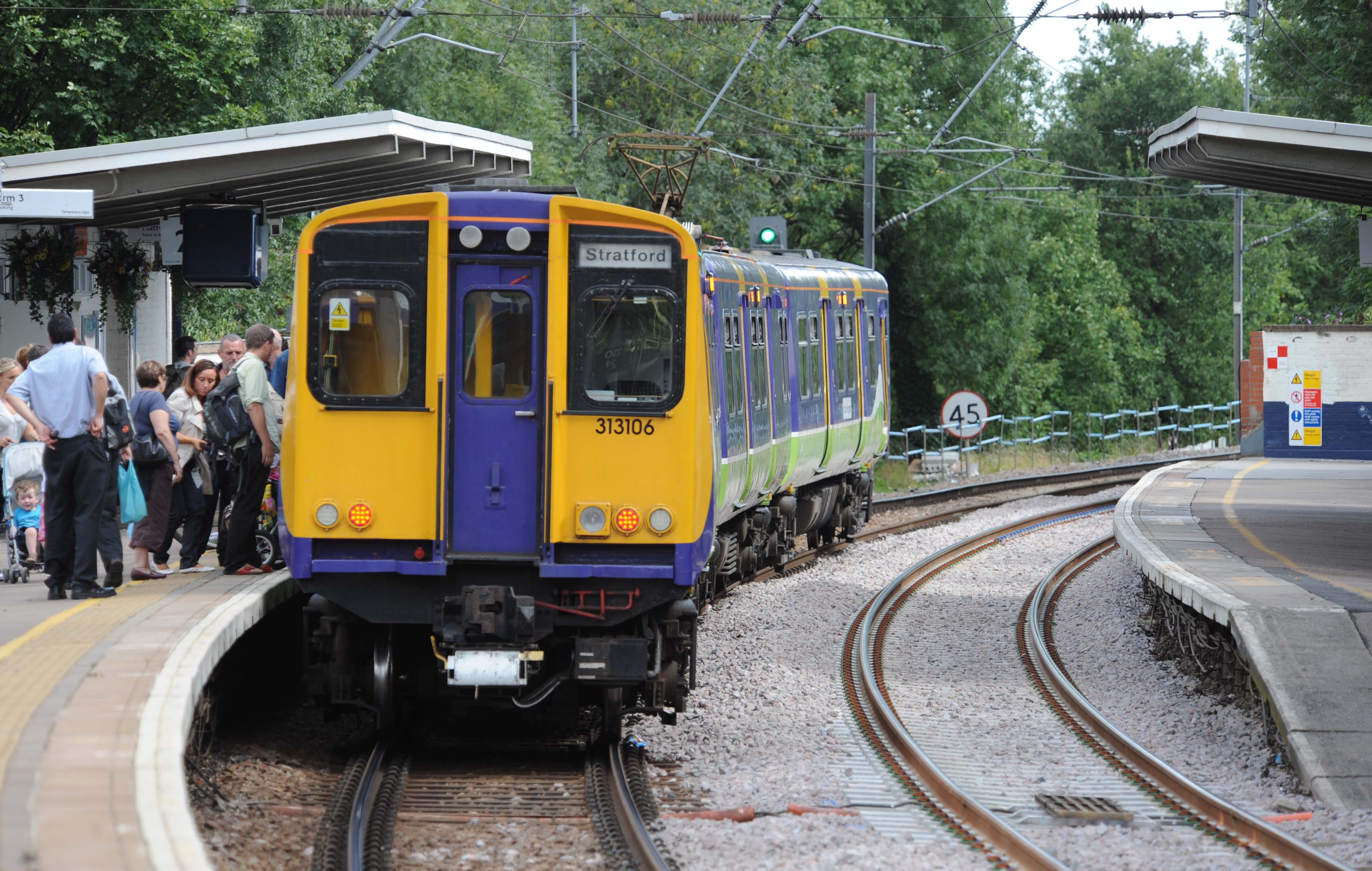 DG29846. 313106. Gospel Oak. 31.7.09.