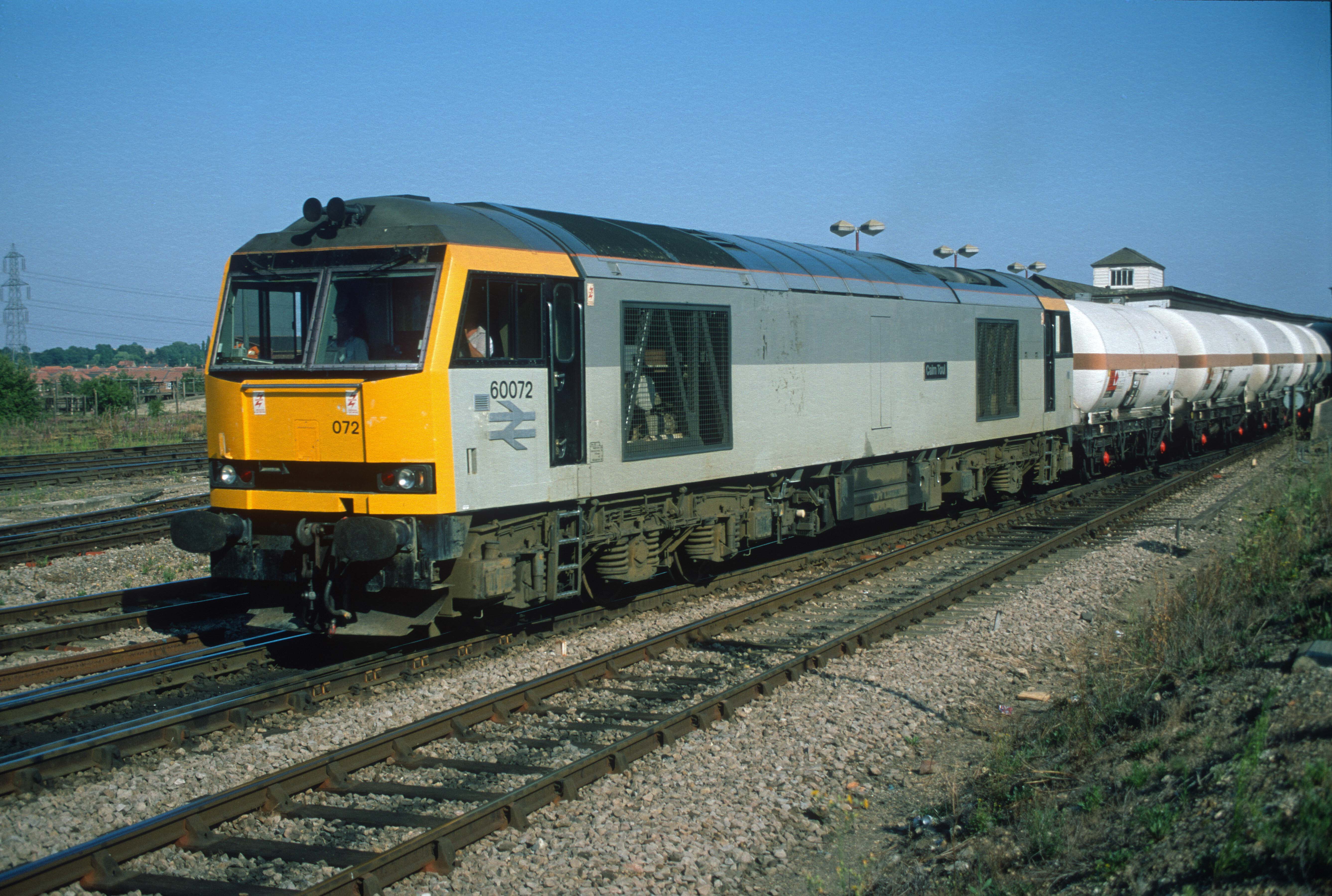 05323. 60072. Didcot. 21.8.1995 crop