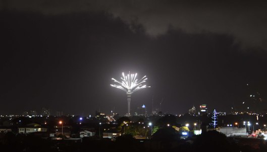 DG315372. New Year fireworks. New Zealand. 01.01.19crop