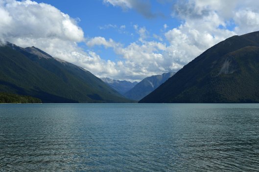 dg315994. lake rotoiti. nelson lakes national park. new zealand. 10.1.19crop