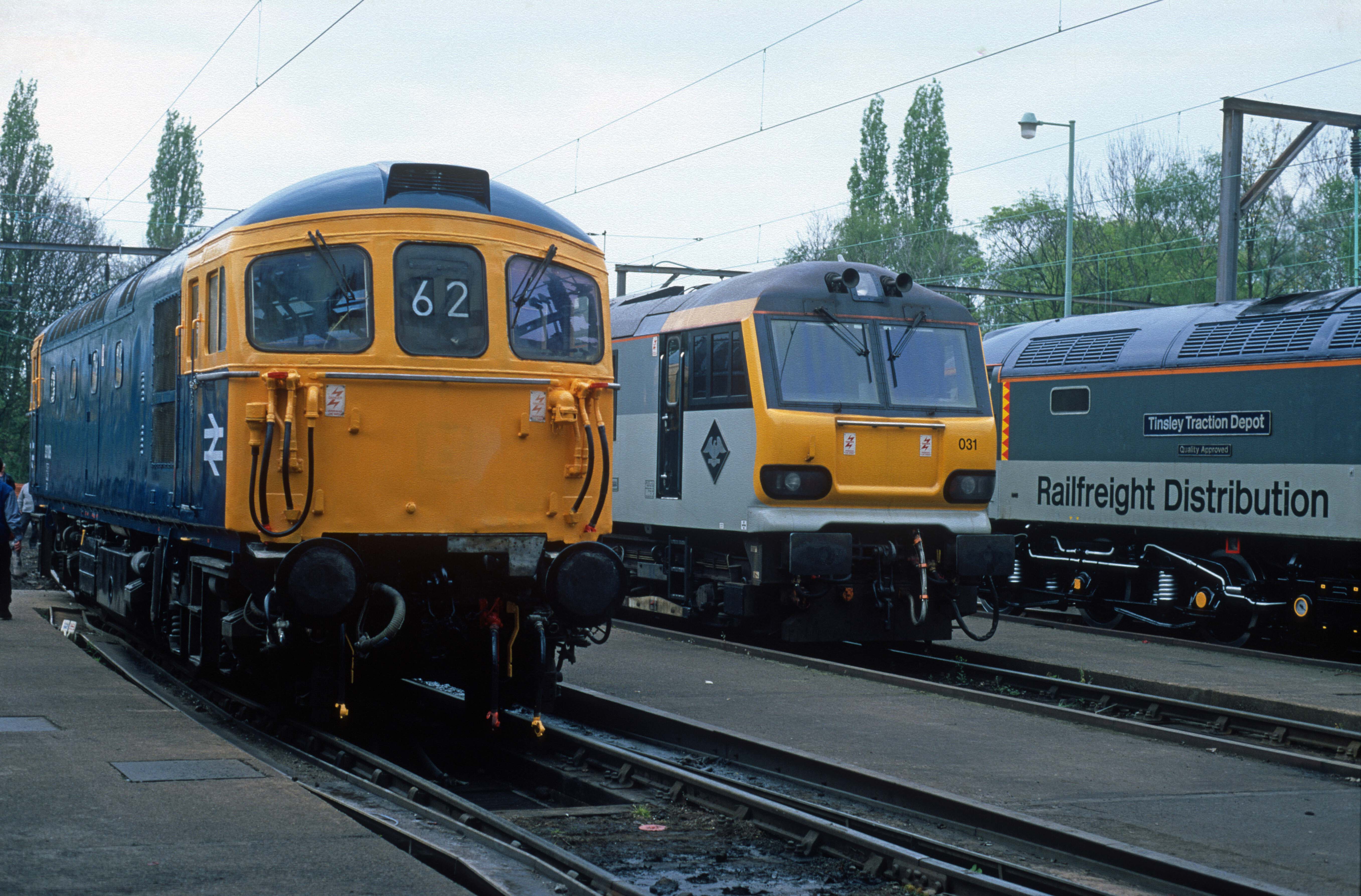 06653. 33108. 92031. Crewe Electric Depot Open Day. 3.5.97crop
