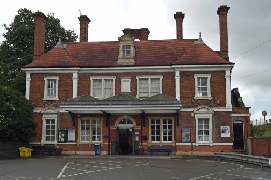 DG325197. Station building. Market Harborough. 10.6.19.crop