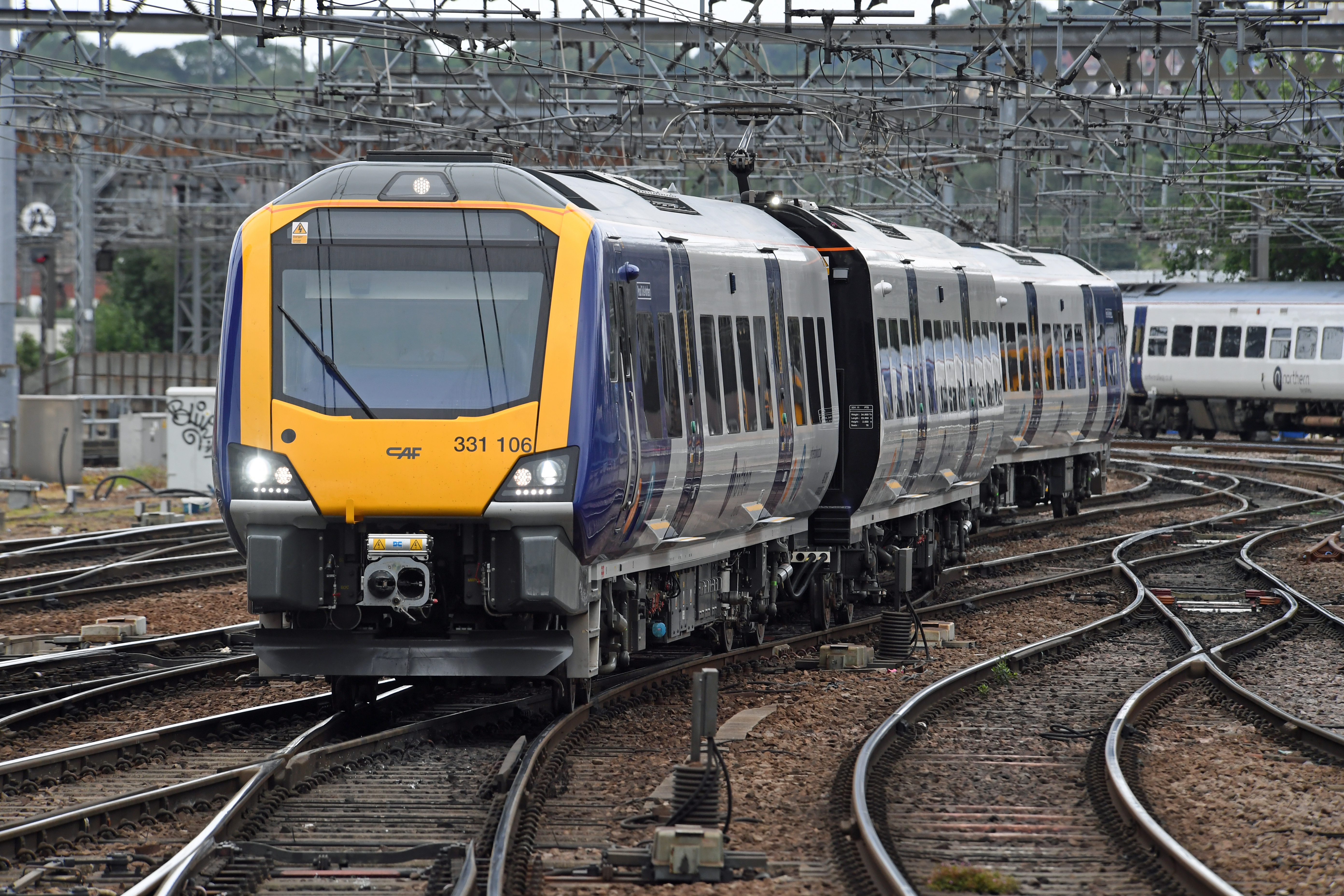 DG326892. 331106. Leeds. 1.7.19.