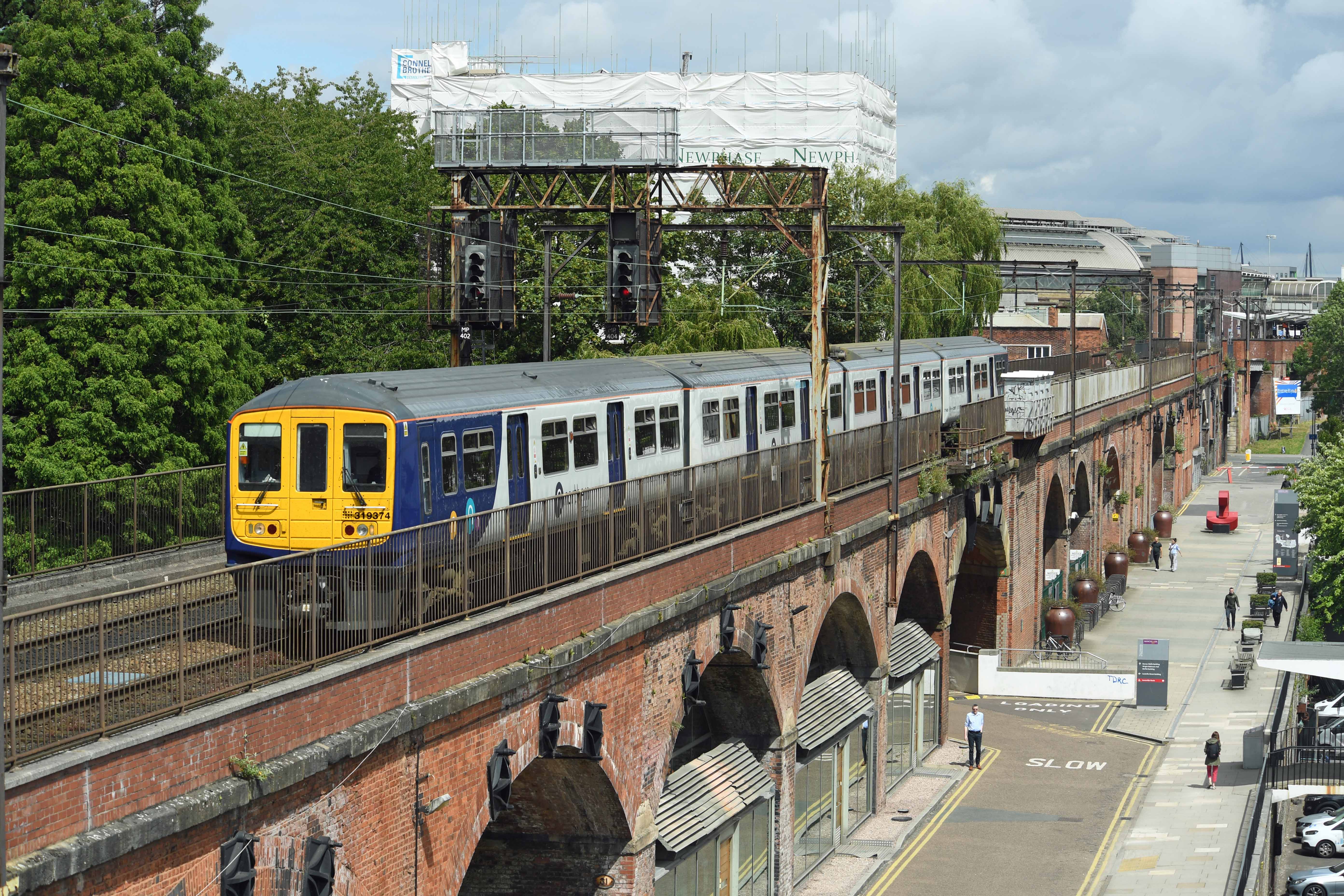 DG327070. 319374. Manchester Oxford Rd. 1.7.19.crop