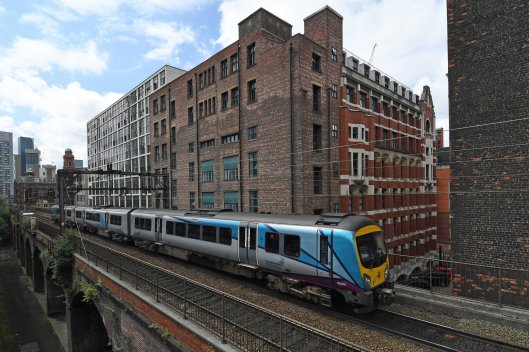 DG327121. 185117. Manchester Oxford Rd. 1.7.19.crop