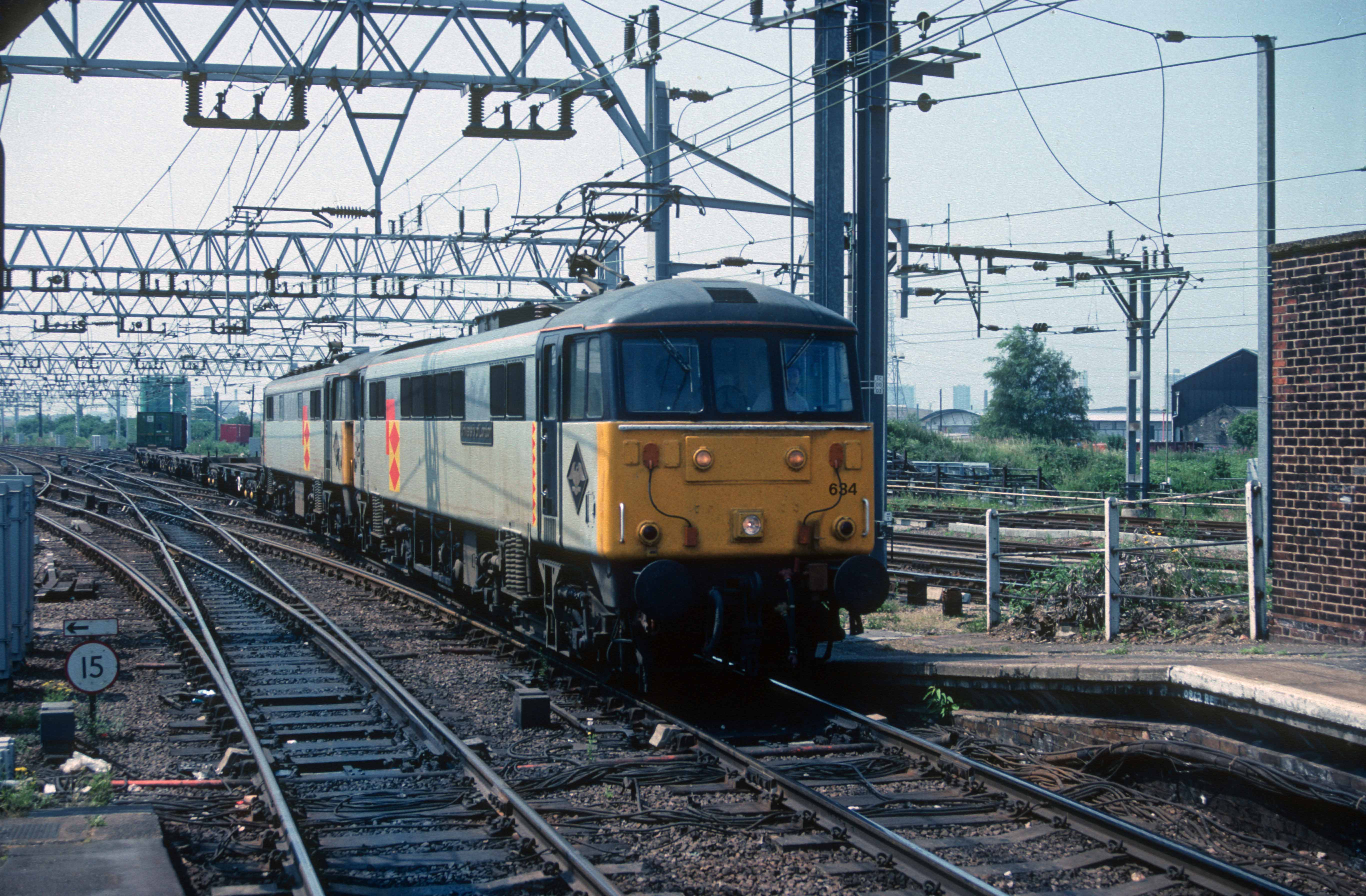03390. 86634. 86637. Stratford. 01.07.1993crop