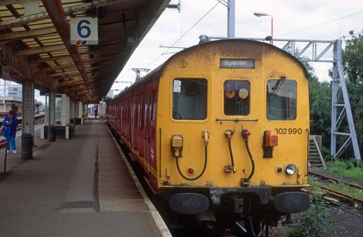 03499. 302990. Colchester. 27.08.1993crop