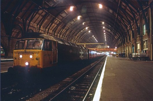 3120. 47350. London Kings Cross. 02.02.1993crop