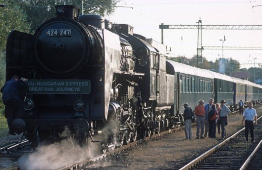 FDG1323s. 424 247. Keszthely. Hungary. 1.10. 2004copy