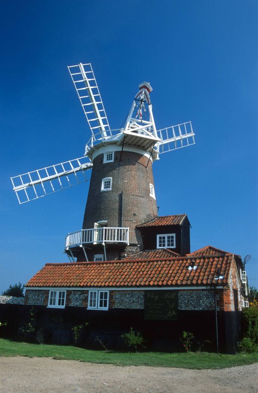 T9210. The Windmill. Cley next the Sea. Norfolk. England. 29.08.1999. crop