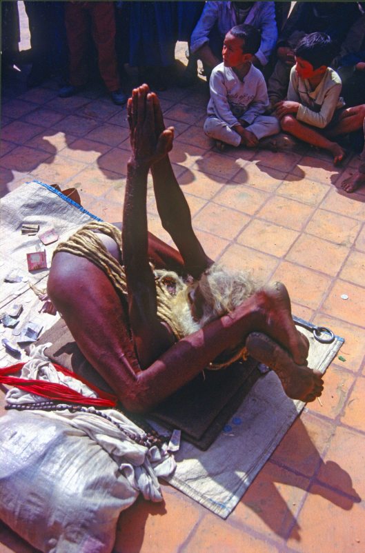 T3300. Sadhu in the square. Bhatakpur. Kathmandu valley.Nepal.1992crop
