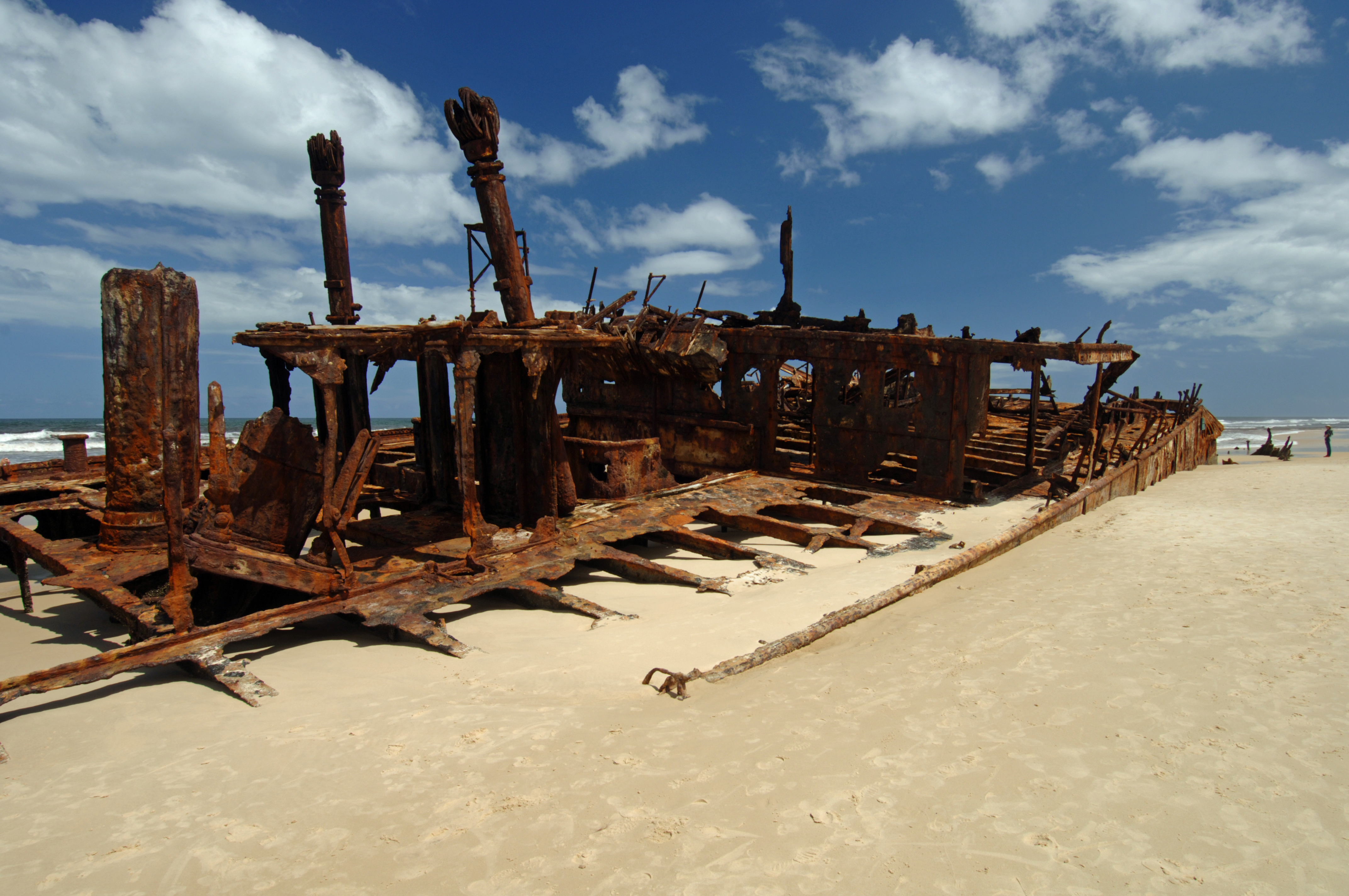 TD01986. Wreck of the Maheno. Fraser Island. Australia. 21.1.07.