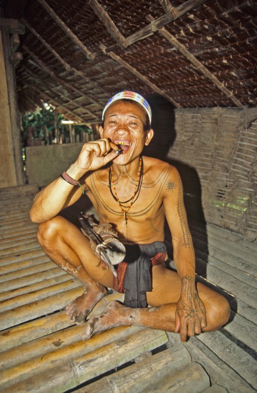 T3763. Medicine man. Siberut. Mentawai Islands. Indonesia. 1992.